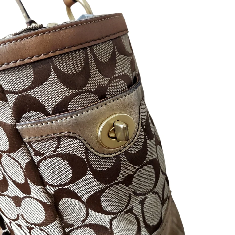 Coach Y2K Signature Turnlock Jacquard, Leather & Suede Tote Bag EUC - Picture 8 of 15